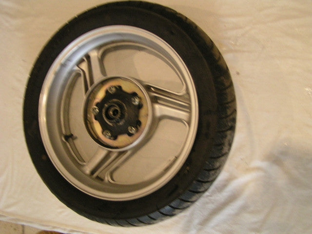 Honda DEAUVILLE  NT700VA NTV700 , Jante Ariere avec pnue, rear wheel with tyre R