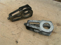 ducati 696 reglage-de-la-roue-arriere-rear-wheel-adjusters