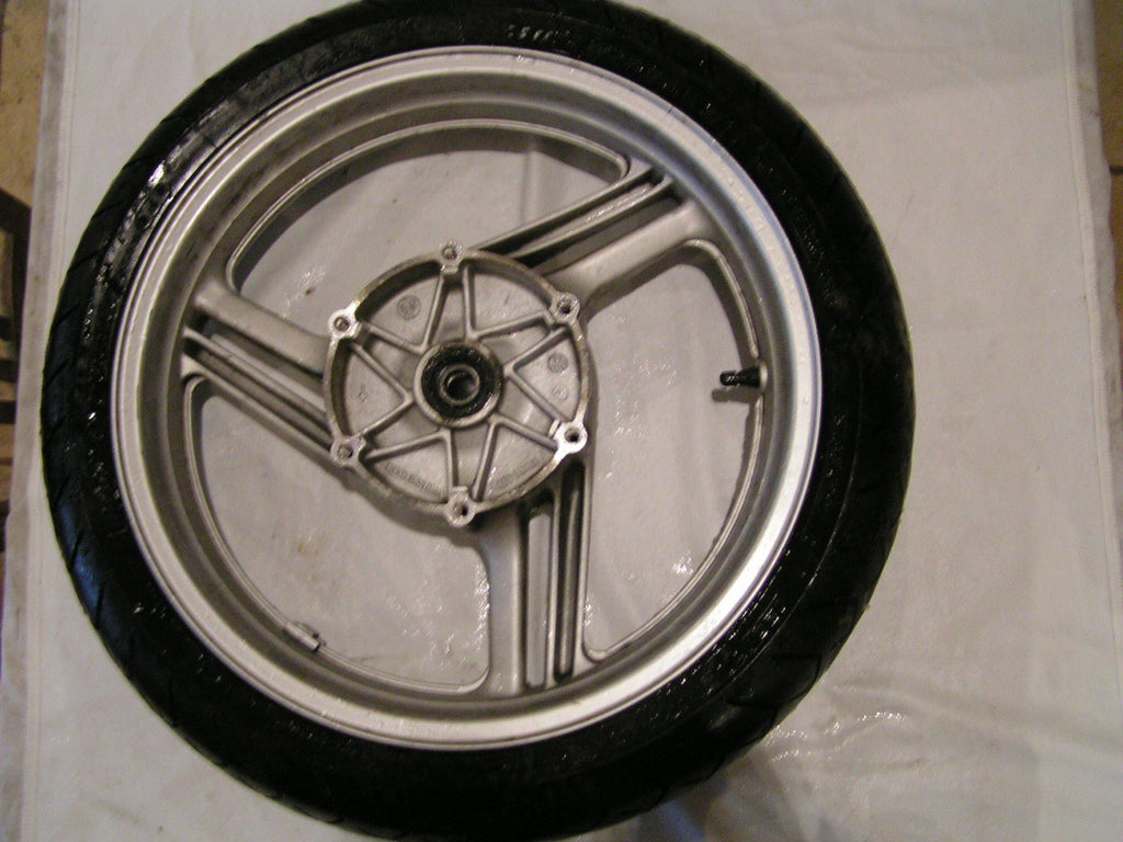 Honda DEAUVILLE  NT700VA NTV700 Jante AV et bridgestone pnue, front wheel with g