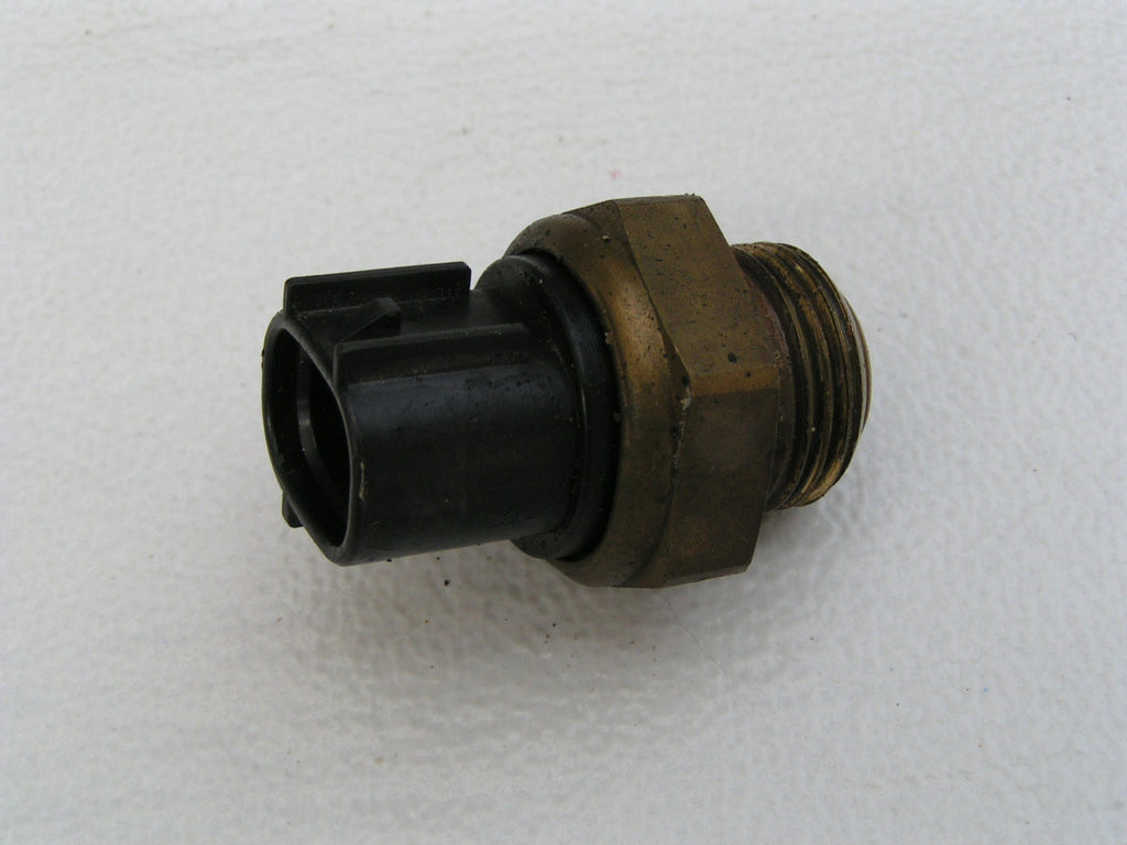 Suzuki GSXR 750 K4,Radiateur Capteur de température, Radiator Temperature Sensor