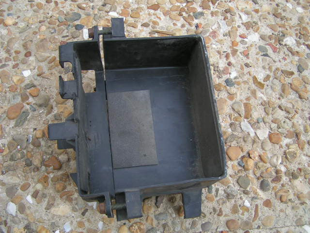 FZ6 S2 Habillages carrenage ,boîte de batterie , battery box, TRIM, Halter Abdec