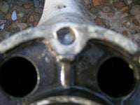 FZ6 S2 Jantes Ariere (avec pnue),il ya un goujon brisé à extraire Voir photo, re