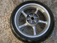 FZ6 S2 Jantes Ariere (avec pnue),il ya un goujon brisé à extraire Voir photo, re