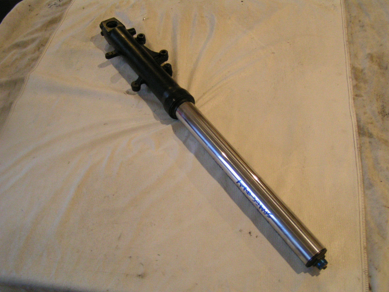 Kawasaki ZX9R 99 C2/ E1 – motopiece.fr