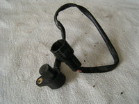 Kawasaki ZX9R 99 C2,  captor vitesse, speedo sensor, fits on sprockt cover .