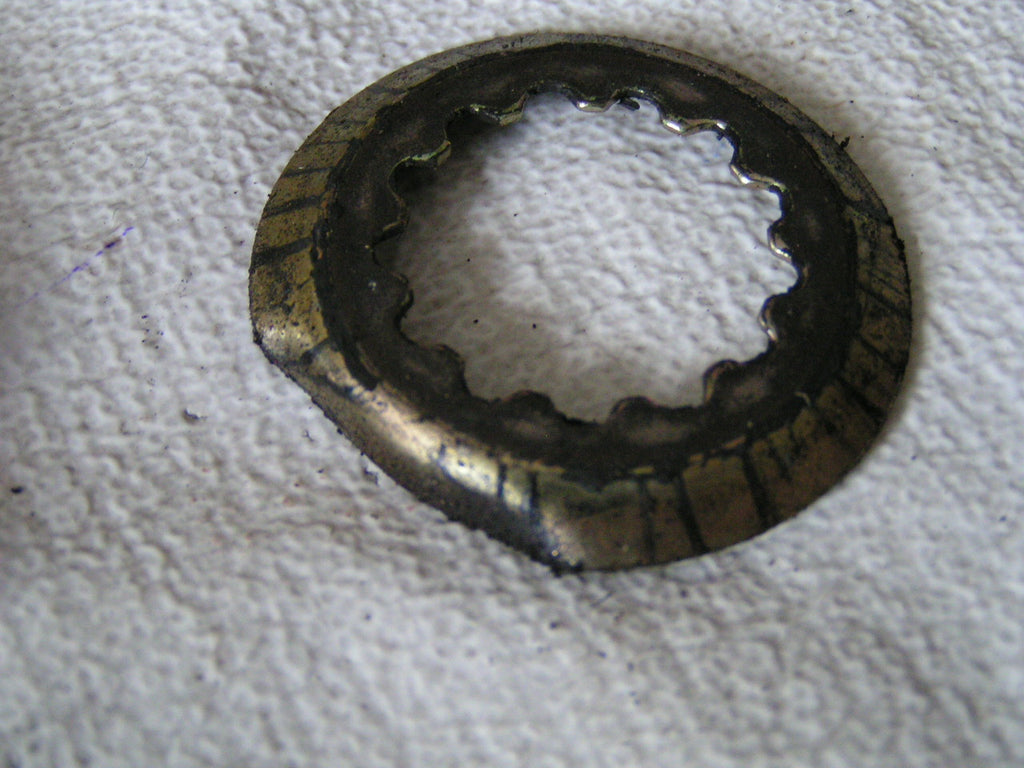 Kawasaki ZX9R 99 C2,  pignon avant et écrou de fixation, front sprocket and secu