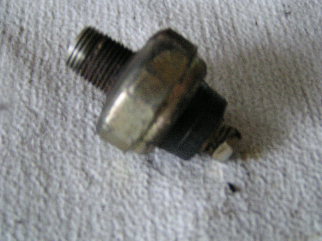 Kawasaki ZX9R 99 C2/ E1 – motopiece.fr