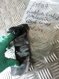 Yamaha MT-07, 2018>19, Tracer rubber surround for cables behind headlightCaoutch