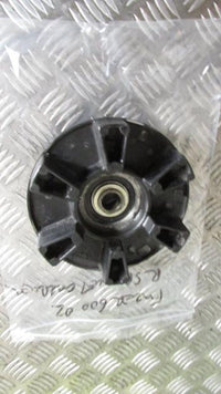 Yamaha Fazer FZS 600 2002 RJ21 PIGNON AR CARRIER ,, REAR hub
