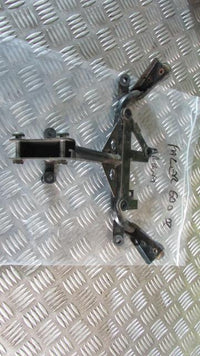 Yamaha Fazer FZS 600 2002 RJ21 Araignée support phare avant,fairing headlight sp