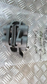 Yamaha Fazer FZS 600 2002 RJ21 ÉTRIER DE FREIN , avant gauche , FRONT LEFT BRAKE