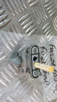 Yamaha Fazer FZS 600 2002 RJ21 robinet d'essense,PETROL/FUEL TAP,