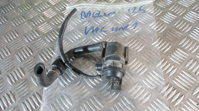 Daelim Roadwin 125 VJ BA4 2004/7 vacuum de l'air Tuyau,AIR flow VACUUM pipes bre