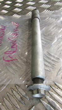 BMW K 1200 RS 2001,axe de la rue avant,, front axle spindle FRONT WHEEL AXLE spi