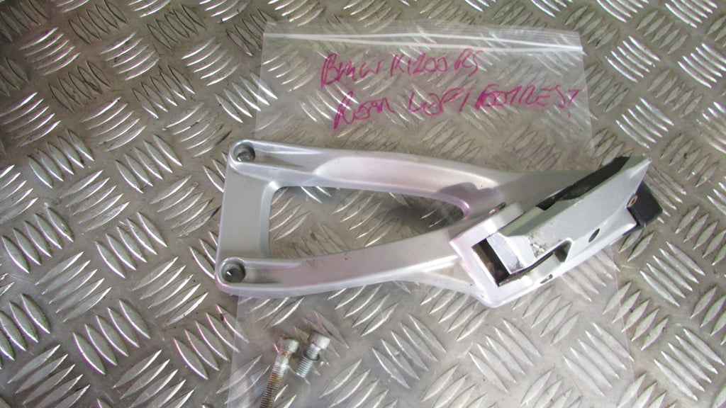 BMW K 1200 RS 2001,repose pied et platine AR gauche,arriere, passager, passanger