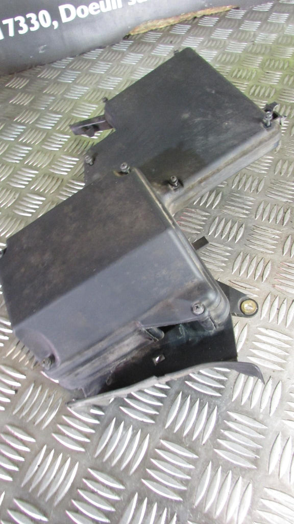 BMW K 1200 RS 2001,boîte de jonction electric , joint box electrical under fuel