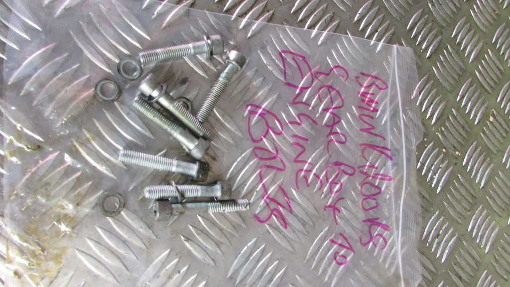 BMW K 1200 RS 2001,Vis pour boite vitesse/ moteur ,,Bolts for gear box/ engine,