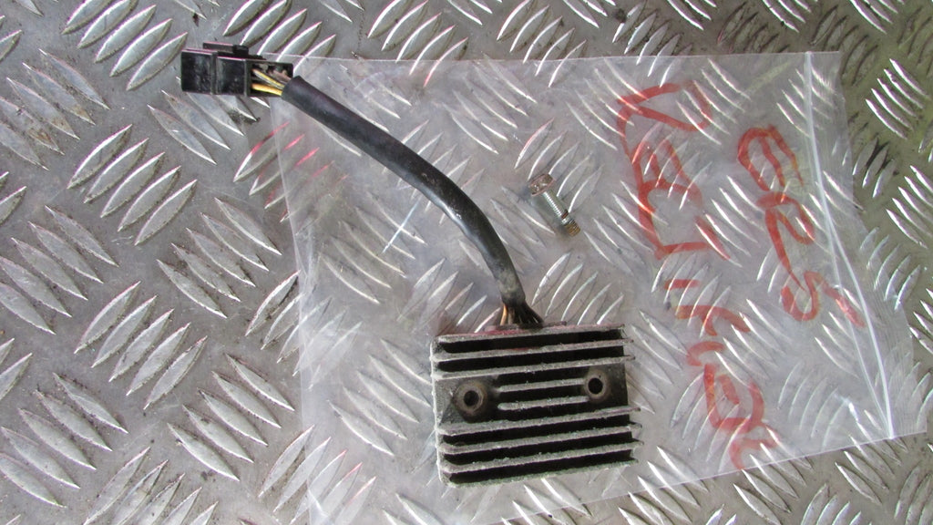 Kawasaki ER 5 500 2001 Regulateur,RECTIFIER regulator, OEM
