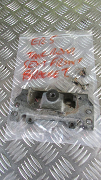 Kawasaki ER 5 500 2001 montage avant fixation reservoir de essense et siège, fue