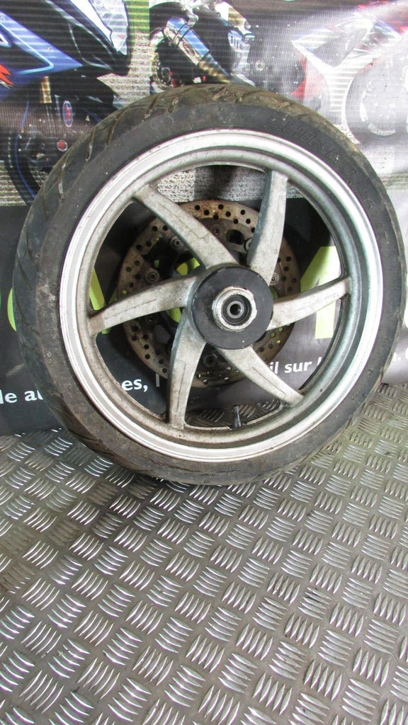 Hyosung GT 125 Comet 2003/8,Jante AV avant roue ( pneu mort),front wheel ( TYRE