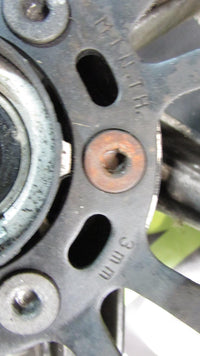 Hyosung GT 125 Comet 2003/8,Jante AV avant roue ( pneu mort),front wheel ( TYRE
