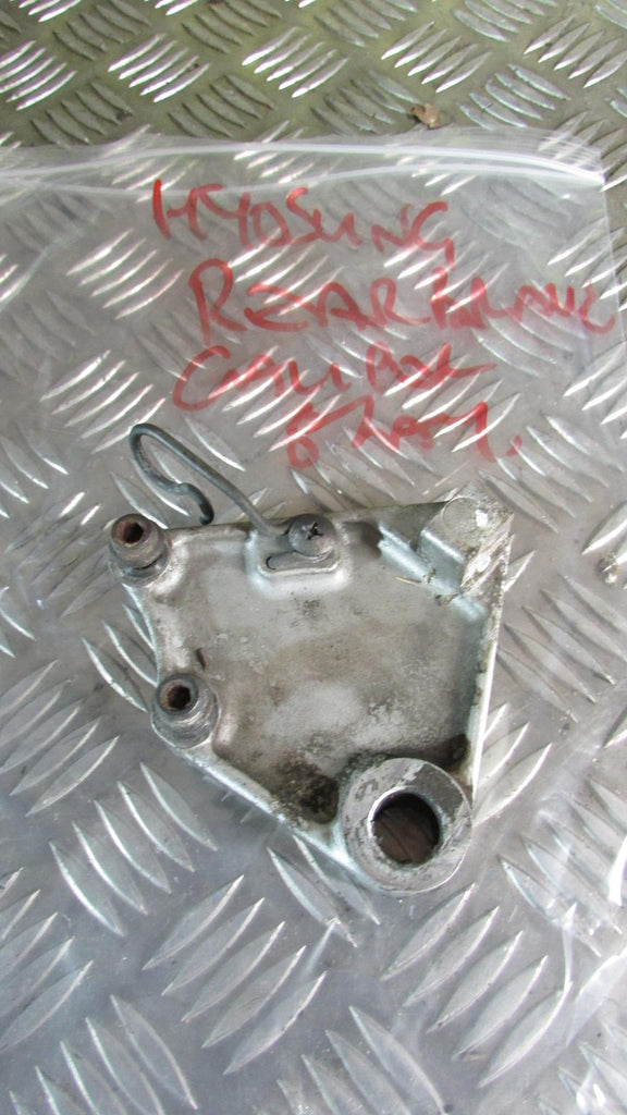 Hyosung GT 125 Comet 2003/8,Platine pour ÉTRIER DE FREIN arrier,,rear caliper st
