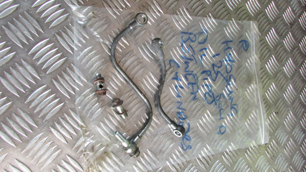 Hyosung GT 125 Comet 2003/8,Tuyaux d'huile entre les cylindres du moteur, Oil pi