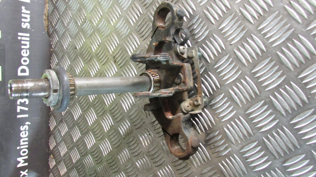 Hyosung GT 125 Comet 2003/8,T de Fourche inferior,BOTTOM YOKE CLAMP