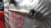 Hyosung GT 125 Comet 2003/8,axe de la rue avant,, front axle spindle FRONT WHEEL