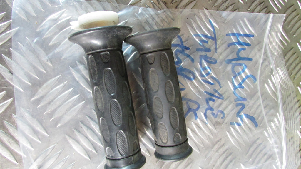 Hyosung GT 125 Comet 2003/8, poigné Gaz ,, throttle, twist grip, OEM