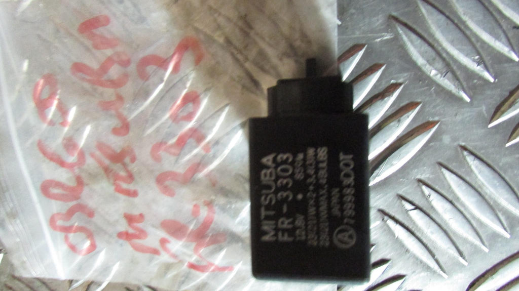 Honda CBR 600 PC31 F3 95/98 RELAIS clignotant 3303 OK pour plusier Hondas,Relay-